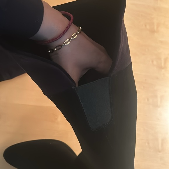 Rachel Roy suede boots; size 10 - Picture 6 of 11